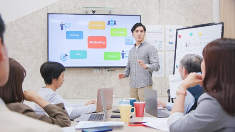 Highlight image for Membangun Karir dengan Keahlian Public Speaking: Tips Ampuh bagi Mahasiswa dan Para Profesional