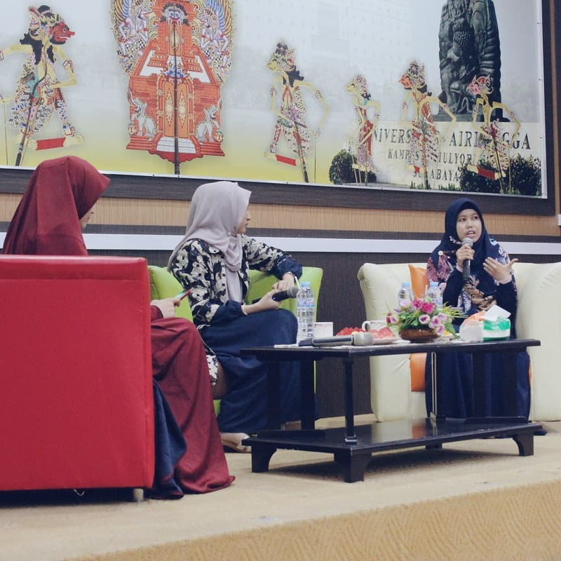 Lusmitasari, S.Hum., M.M.,C.T.,C.MM.,C.HCS profile background