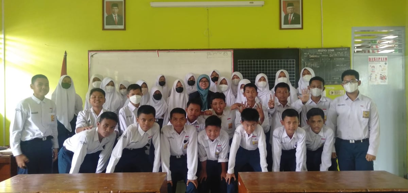 Monita (math holics) profile background