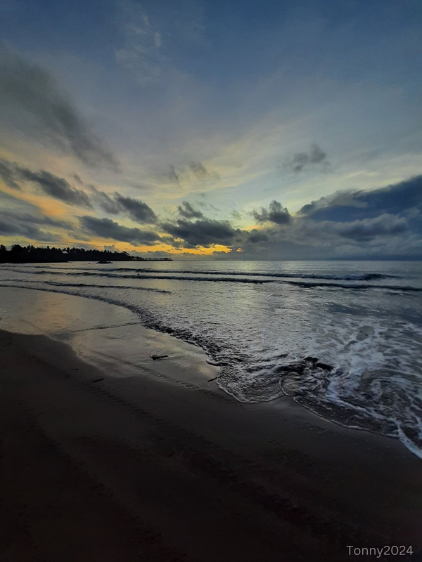 Highlight image 2 for Wallpaper Destkop Sunset di Pantai Anyer Bagian Pertama