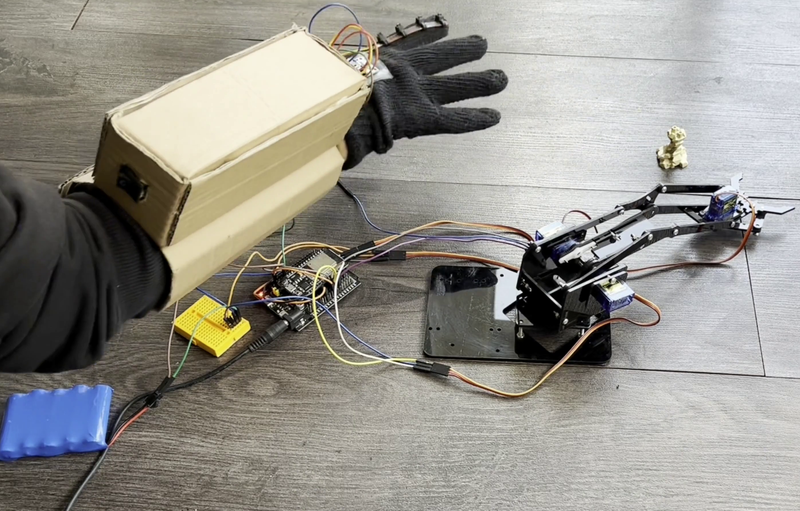 Highlight image for Human Hand Gesture Controlled Robotic Arm